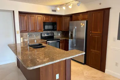1801 N FLAGLER Drive #821 1