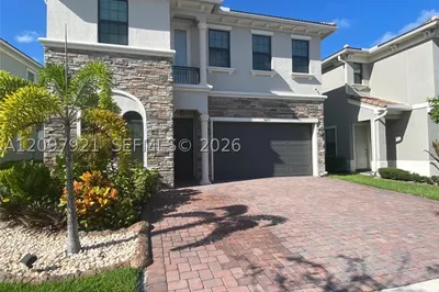 8475 NW 39th Ct 1