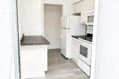 2837 NE 30TH Street #3 1