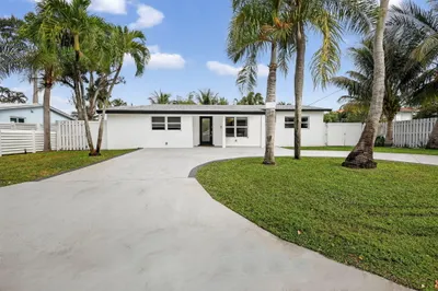 4540 SW 28th Terrace 1