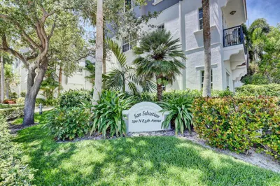 290 NE 5th Avenue #16 1