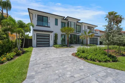 948 Banyan Drive 1