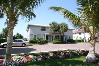 1019 BEL AIR Drive #B 1