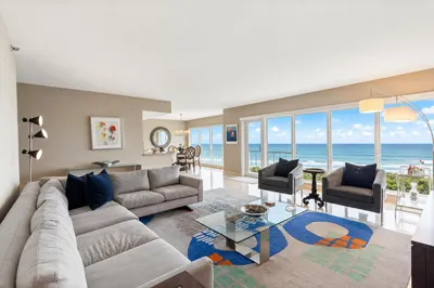 4301 N Ocean Boulevard #802 1