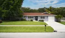 304 Circle W Photo