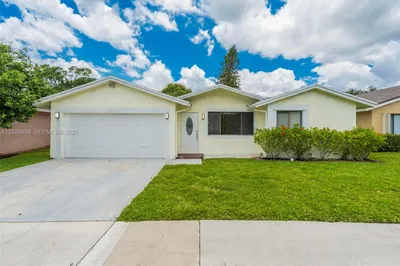 1541 SW 102nd Ter 1