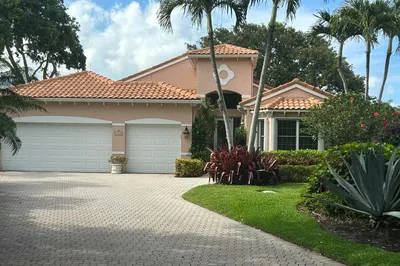 3836 Outlook Court 1
