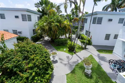 8315 Byron Ave #7A 1