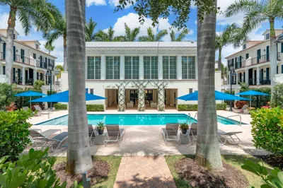 362 W Cannery Row Circle 1