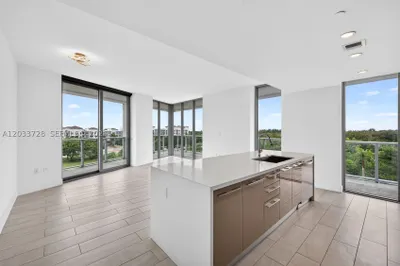 2000 Metropica Way #503 1