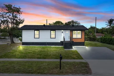 101 NE 27th Avenue