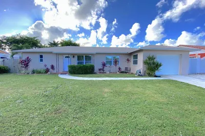 1403 W Libby Drive 1
