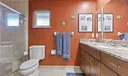 3374 SE Fairway E Photo