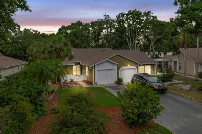 1905 Sixty Oaks Lane 1
