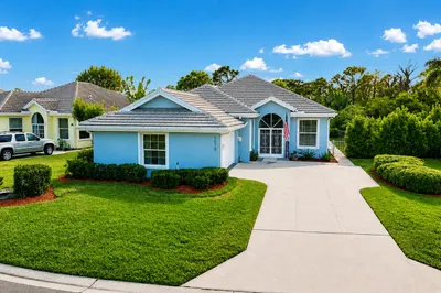 7570 SE Bay Cedar Circle 1