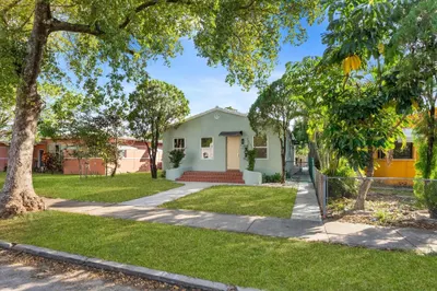 1928 Adams Street 1
