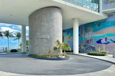 460 NE 28th St #1708 1