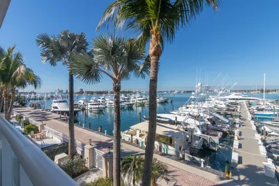 184 Lake Drive #3102 1