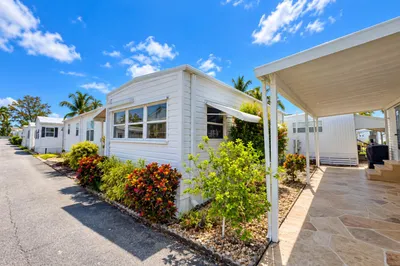 15 HIBISCUS Drive #H 1