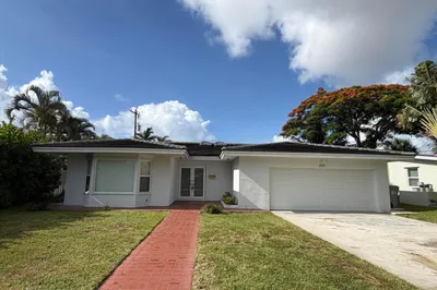2648 NE 9th Street 1