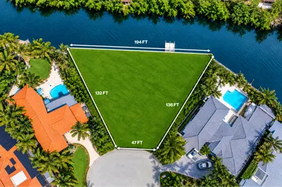 611 Phillips Drive 1