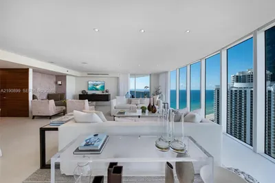 18911 Collins Ave #2705 1