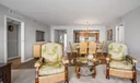 400 Beach Rd #802 Photo