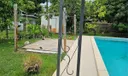648 E 28th St Photo