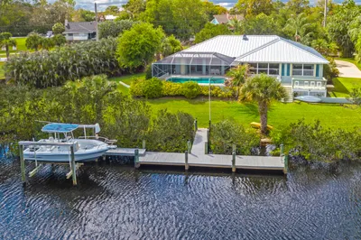 3281 SW Water Edge Way Palm-print-048-02
