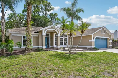 160 Royal Pine Circle S 1