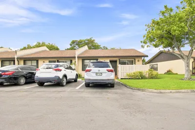 611 Banks Road 1