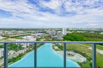 2411 Laguna Circle #2707 1