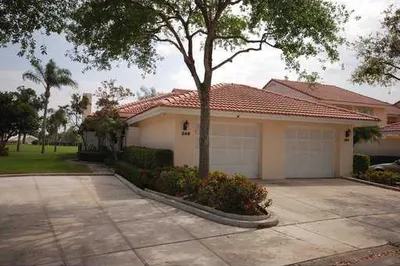 249 Old Meadow Way 1