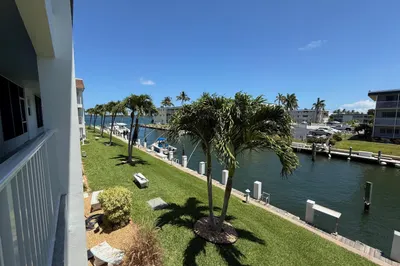 110 Shore Court #209 1