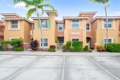 806 SW 143rd Ter 1