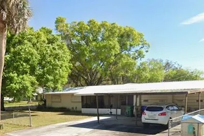 822 SE 9th Street 1