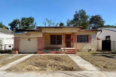 3233 NW 13th Ave 1