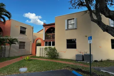 10257 NW 9th St Cir #102-10 1
