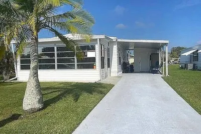 21 Flores Way 1