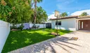452 Hampton Ln Photo
