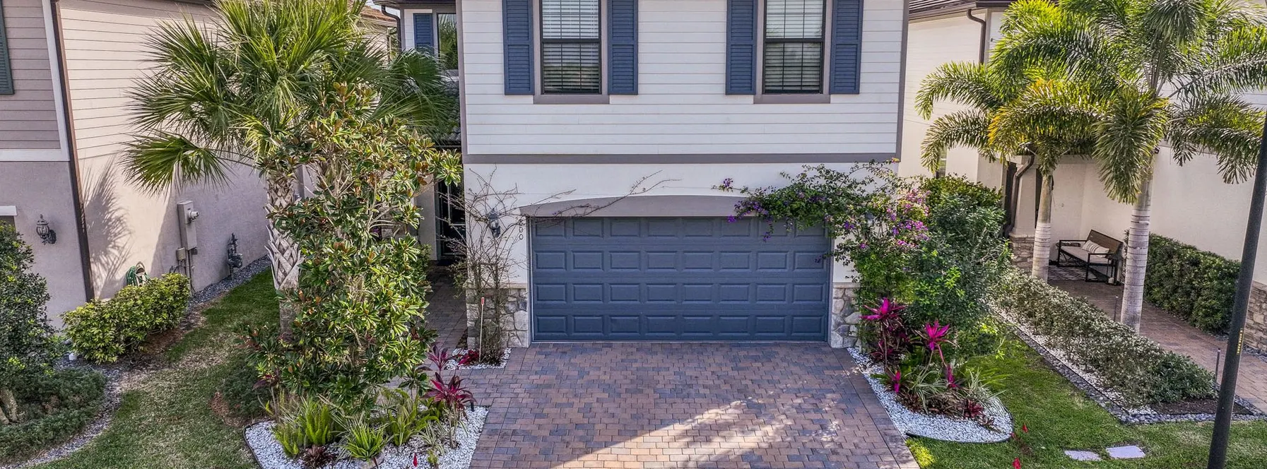 Just Listed | 800 SE Villandry Way