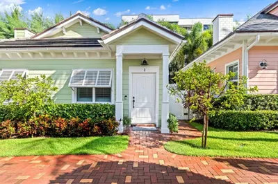 2225 S Ocean Boulevard #2 1
