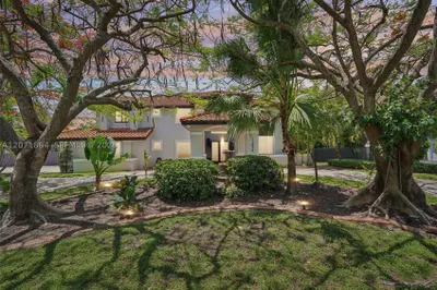 11898 SW 74th Ter 1