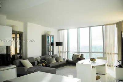 851 NE 1st Ave #4806 1