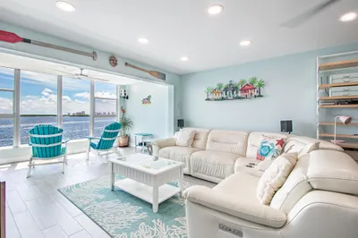 52 Yacht Club Drive #303 1