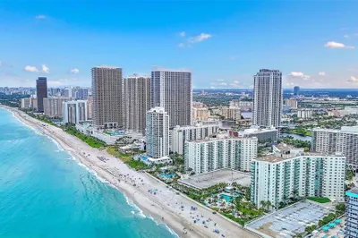 3901 S Ocean Dr #10D 1