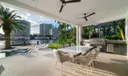 220 S Island Dr Photo