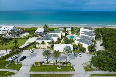 3541 NE Ocean Boulevard #14 1