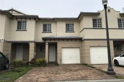 1413 Lucaya Dr 1
