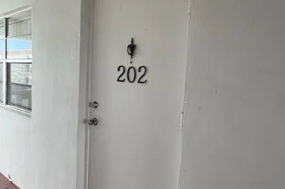 1321 NW 43rd Avenue #202 1